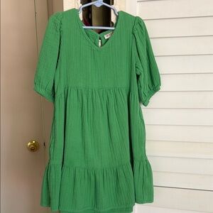 Green Tiered Scoop Neck Puff Sleeve Dress